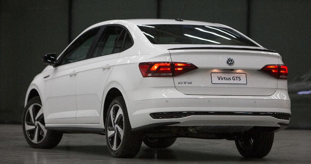 Volkswagen Virtus GTS sedã esportivo