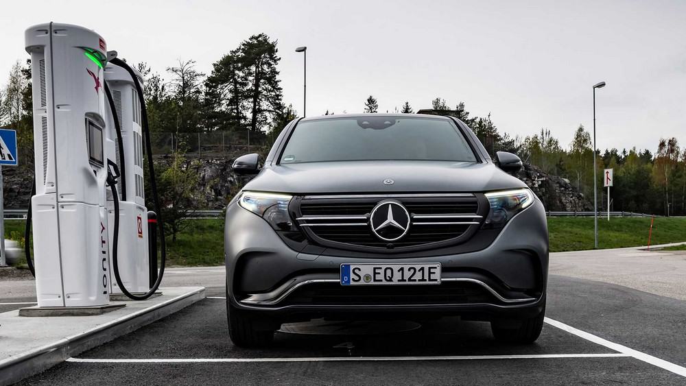 Mercedes-Benz EQC SUV 100% elétrico