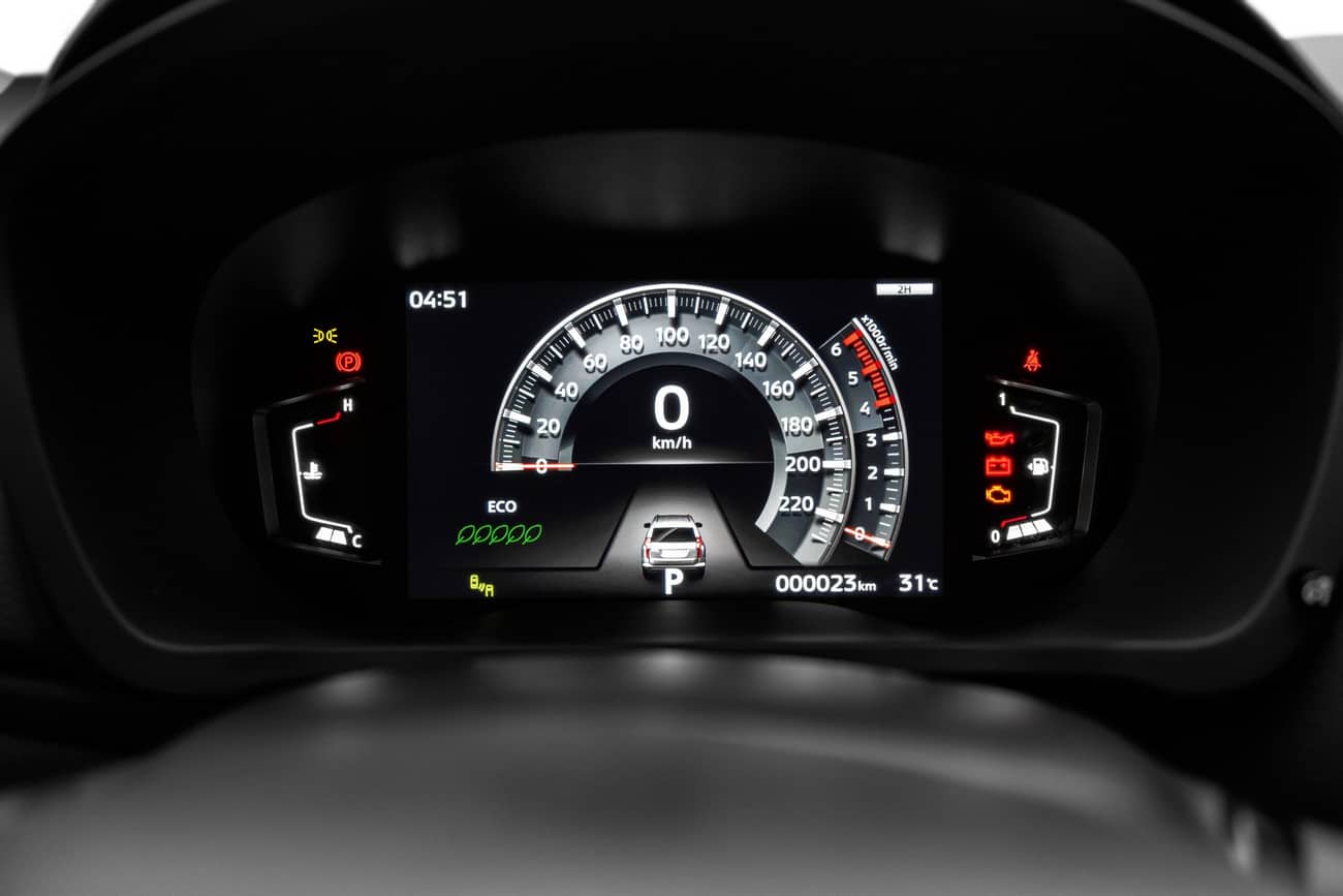 Mitsubishi Pajero Sport 2021 painel digital