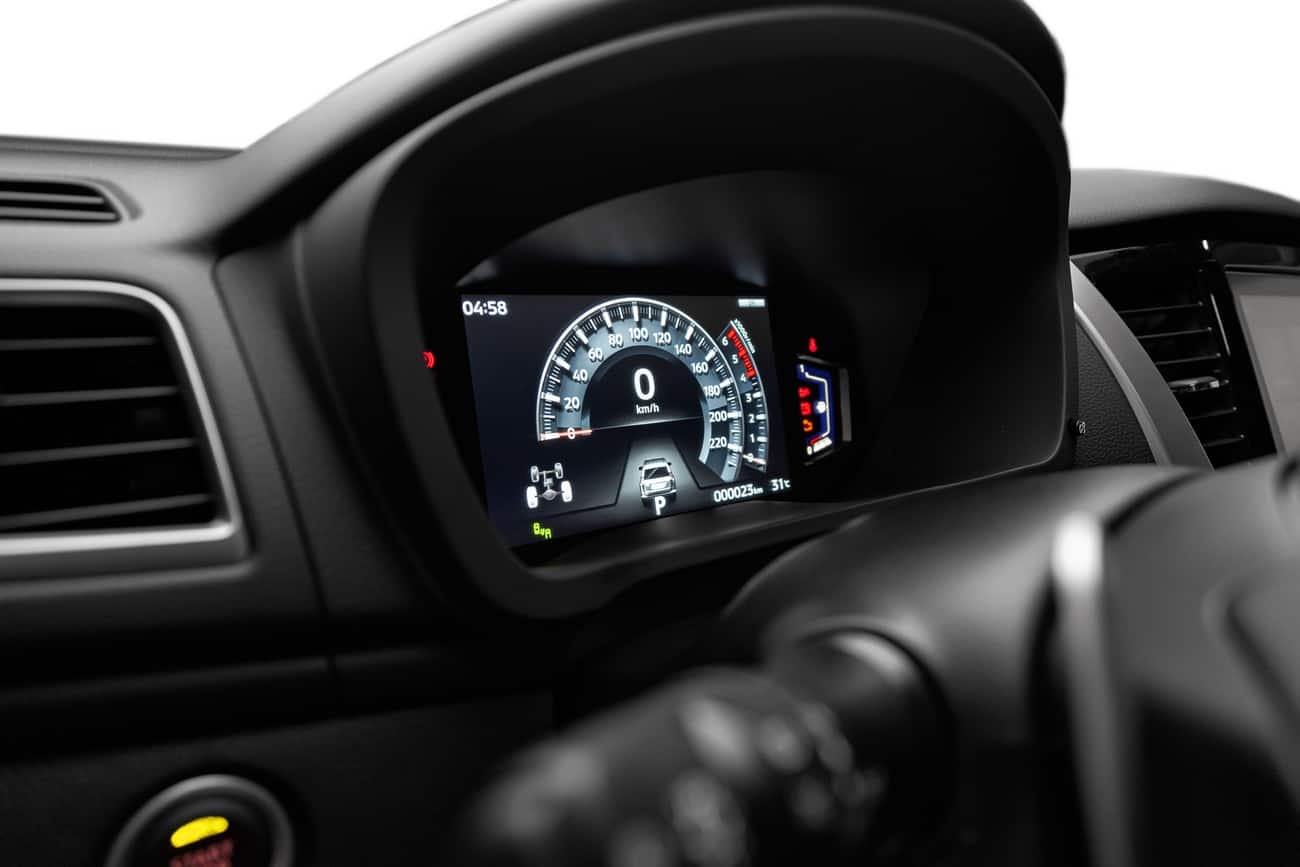 Mitsubishi Pajero Sport 2021 painel digital