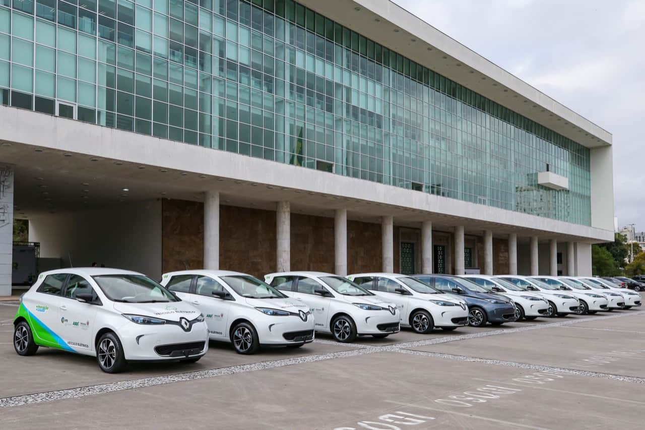 Renault Zoe será compartilhado por funcionários do governo do Paraná