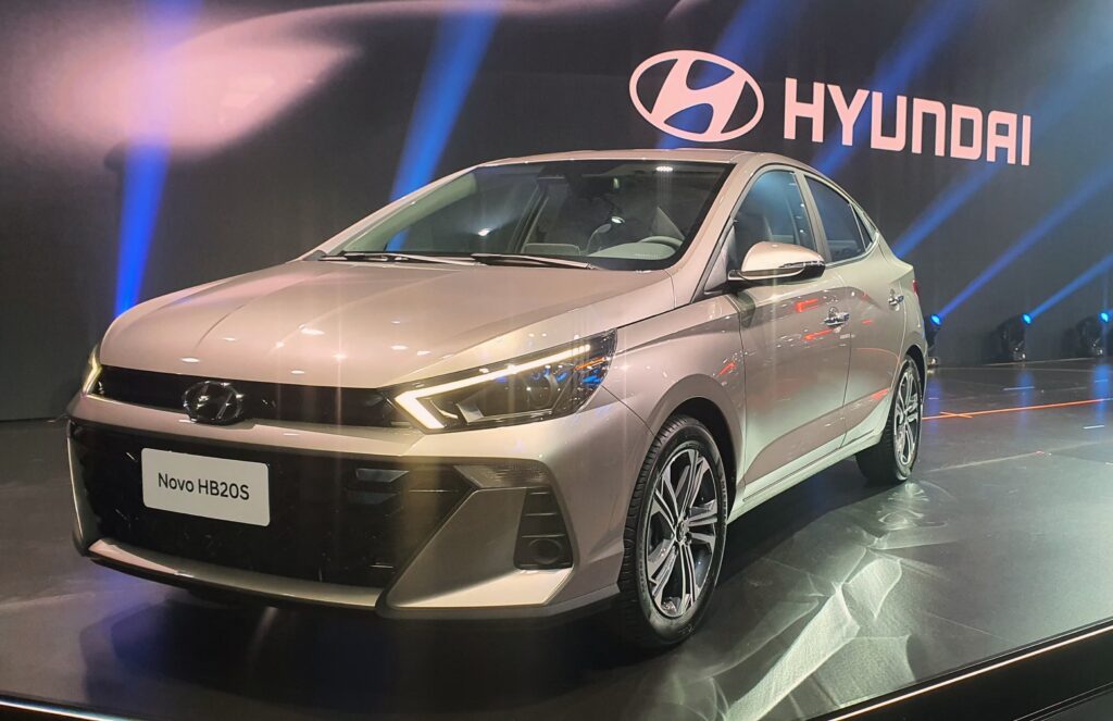 Hyundai HB20S visto de frente