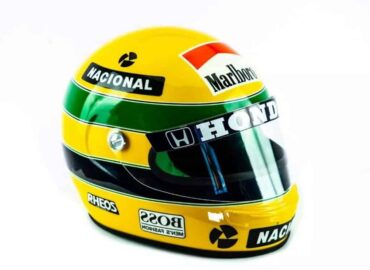 Feijoada dos Amigos do HC leiloa réplica de capacete histórico de Senna