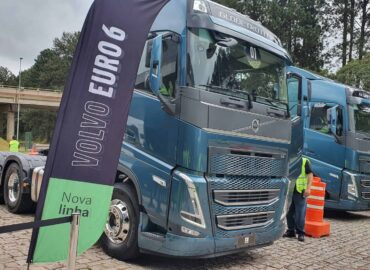 Volvo atualiza caminhões com tecnologia Euro 6 e motor próprio