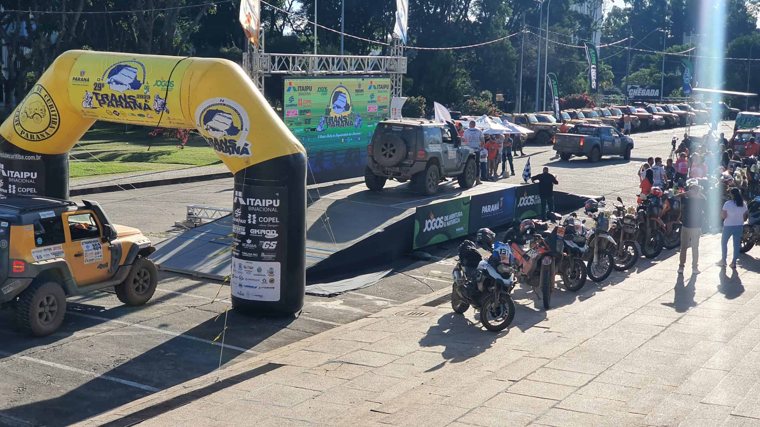 Rally Transparaná 2023 faz festa para os campeões em Curitiba