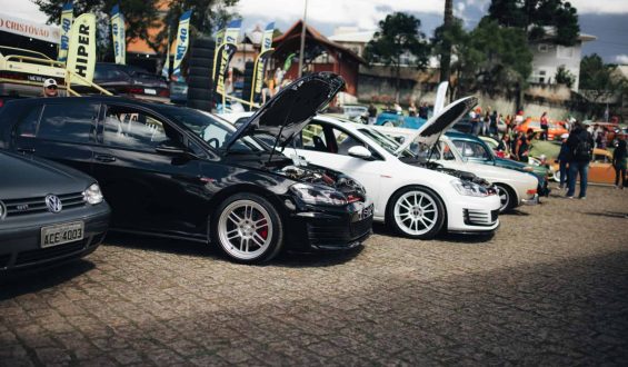 Vag Nation Brasil tem desfile de carros, shows musicais e gastronomia