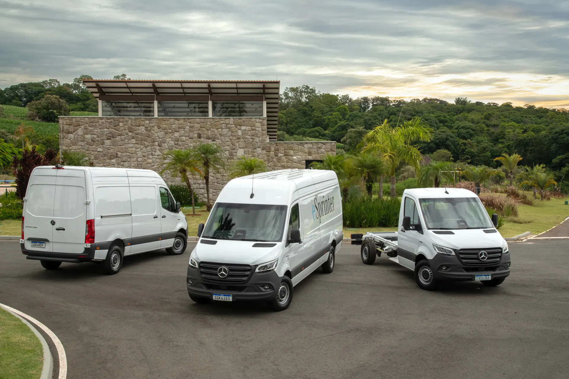 eSprinter, a van elétrica da Mercedes, em pré-venda no Paraná