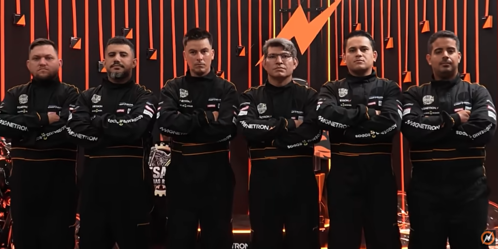 Os mecânicos finalistas do Desafio Duas Rodas, da Magnetron